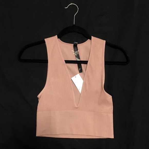 Urban Outfitters Ribbed Crop Top - Picture 1 of 2
